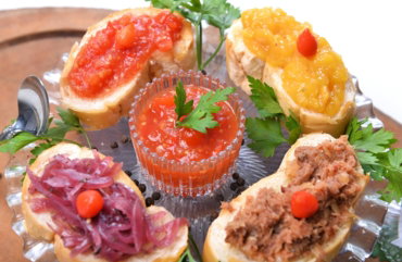 bruschettaschutneys-2-.jpg